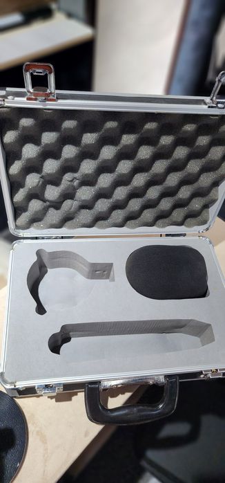 Behringer B2 Pro