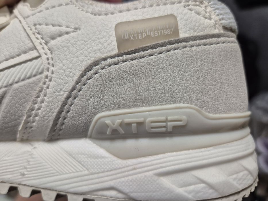 кроссовки xtep белые размер 37