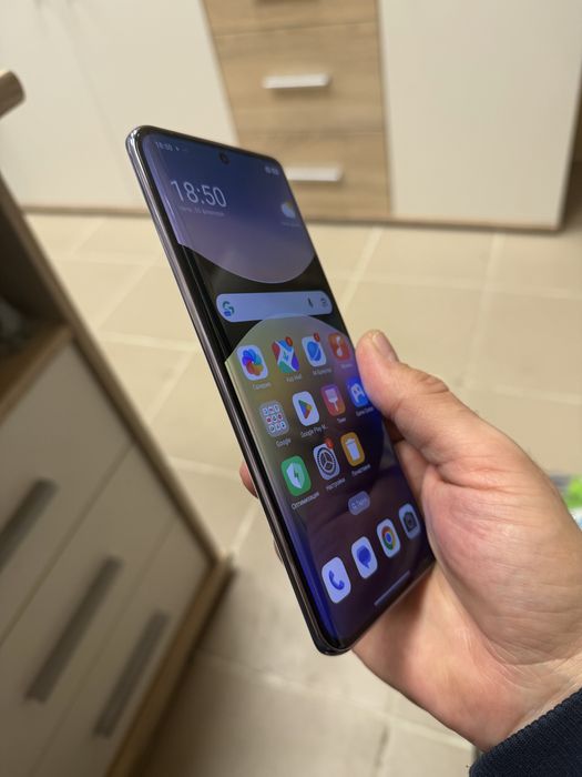 Xiaomi Redmi Note 14 Pro 5G 8/256gb - перфектен