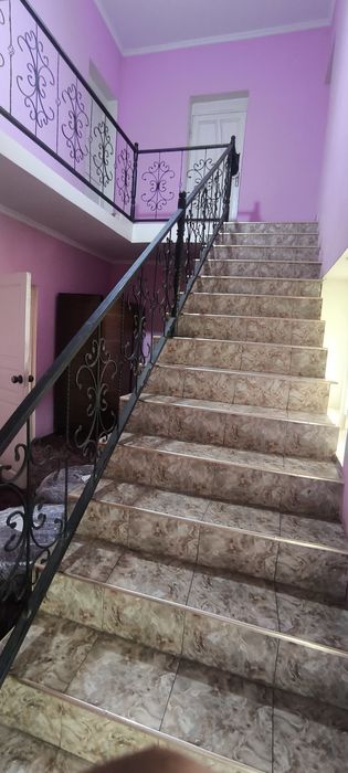 Уй сотилади — Кенг, Яшашга Тайёр Уй!