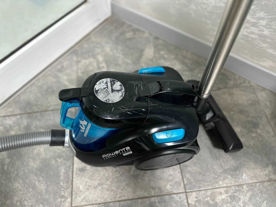 Прахосмукачка без торба ROWENTA COMPACT POWER CYCLONIC RO3731EA 1.50 L