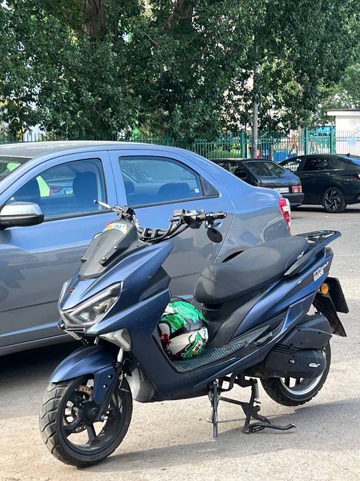 Скутер Maxi G-Tiger