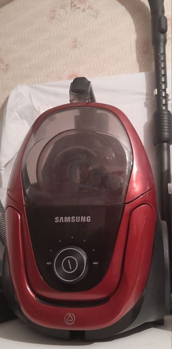 Пылесосы в отличном состояние