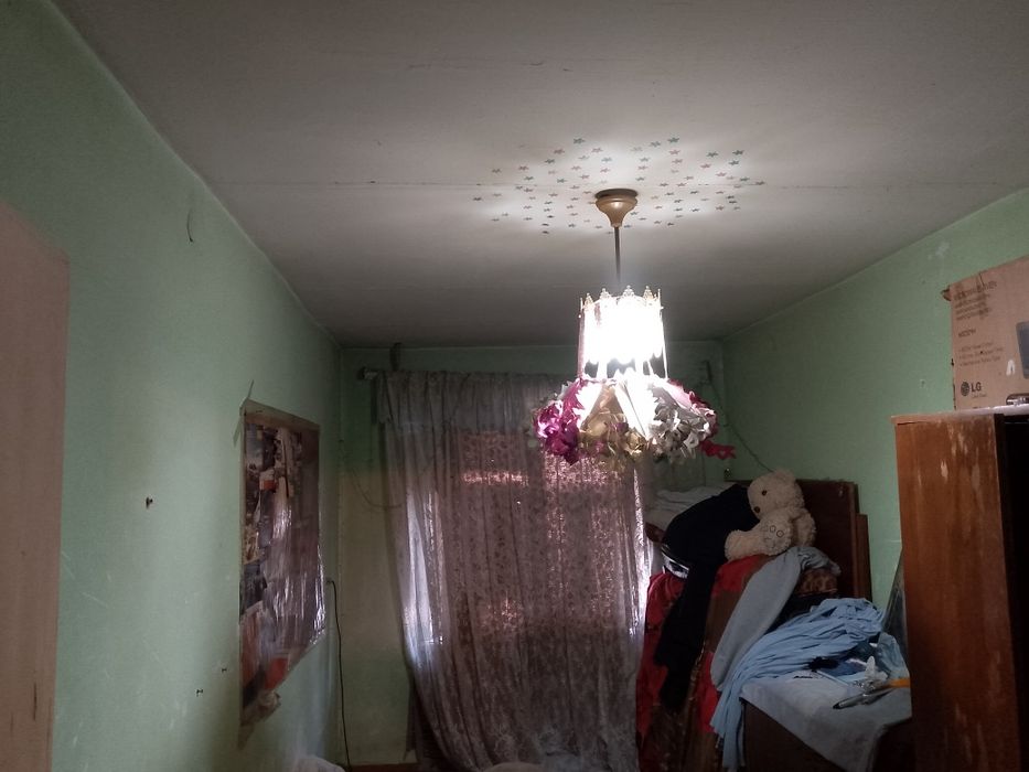 Продаётся Квартира 2х ком 1 этаж в Янгиюле на Кондитерской