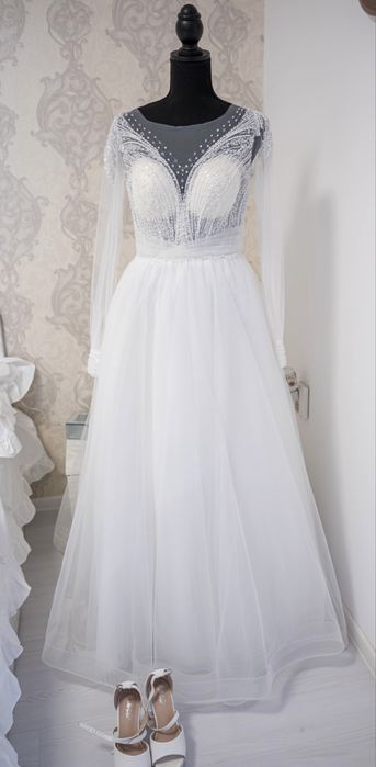 Vand rochie de mireasa