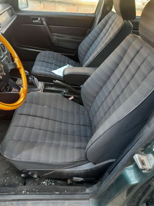 Мерцедес Е190 бензин