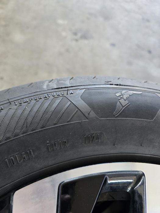 2 Броя 215/60/16 Goodyear 5,6mm 24dot
