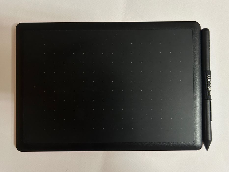Графичен таблет Wacom One, размер S