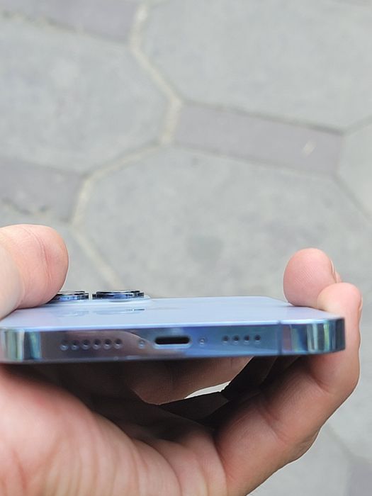 IPhone 13 pro max 512 talk