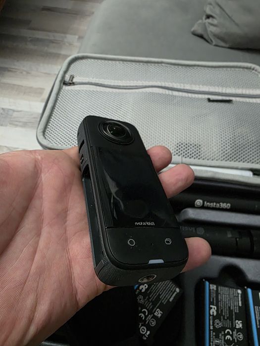 Insta360 X3 комплект