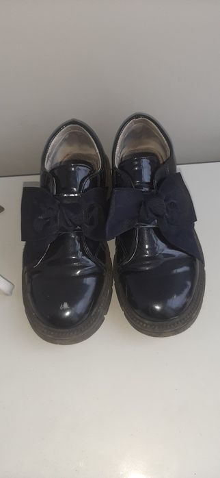 Продаётся детская обувь