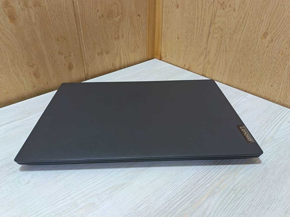 ПРОДАЁТСЯ НОУТБУК Lenovo (Celeron N5030)