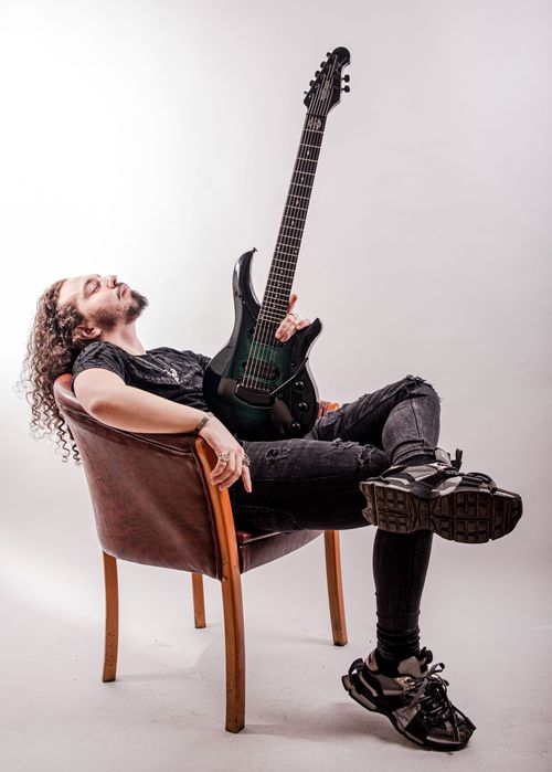 Lectii/cursuri/meditatii chitara electrica online/fizic