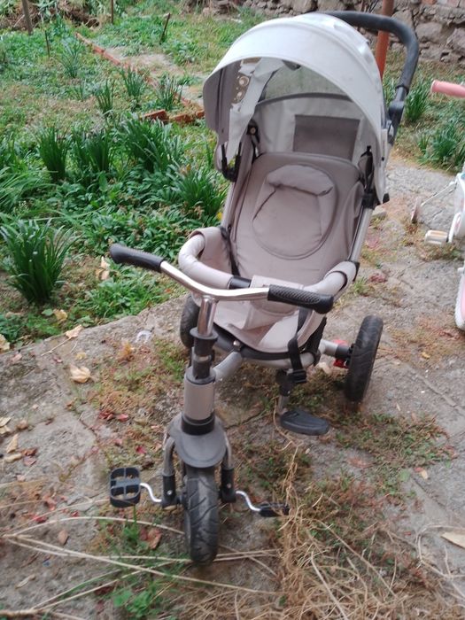 Количка-триколка