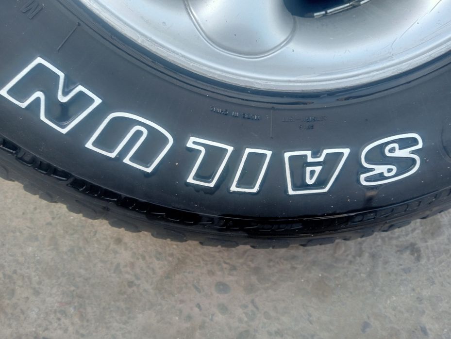 Резина с дисками на 15 в отличном состоянии