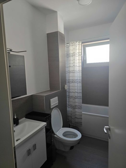 Apartament de închiriat,2 camere