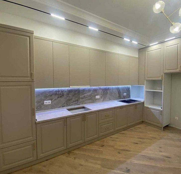 Oshhona mebeli neoklassika