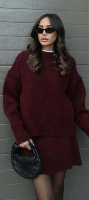 Двойка бордовый.