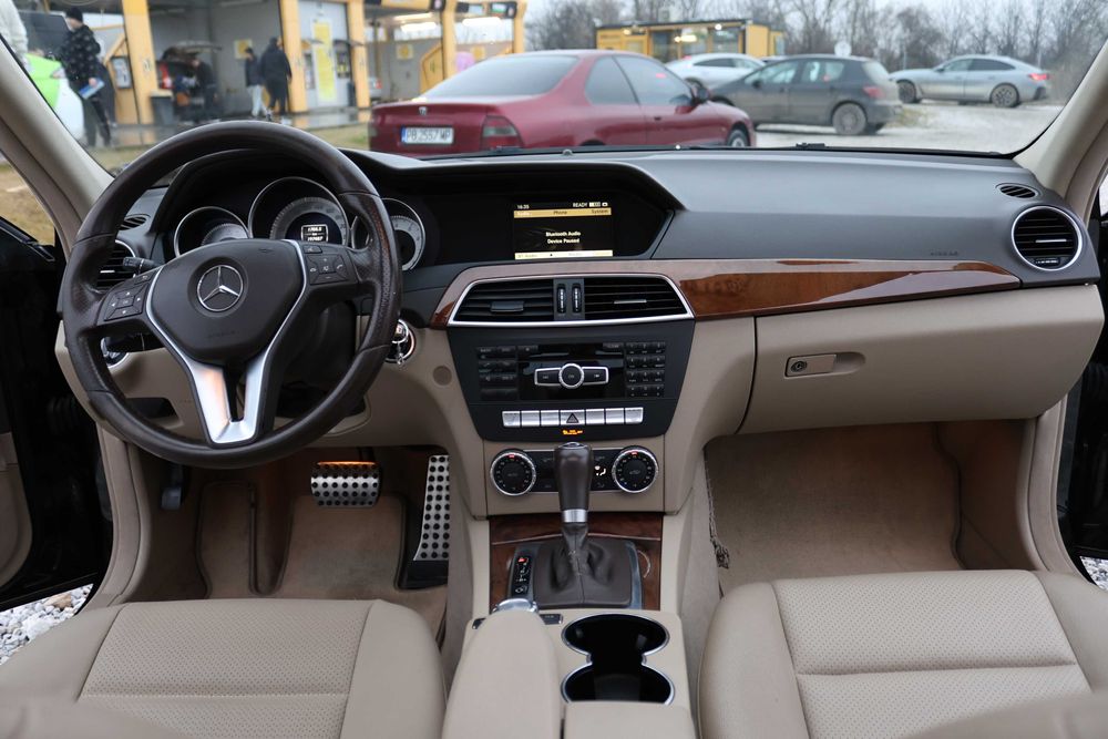 Mercedes-Benz C300 4MATIC AMG Газ/Бензин