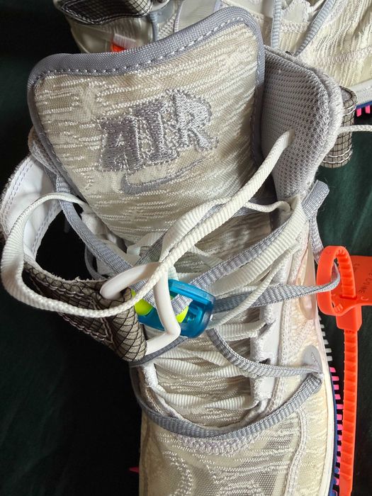 Adidasi Nike editie limitata