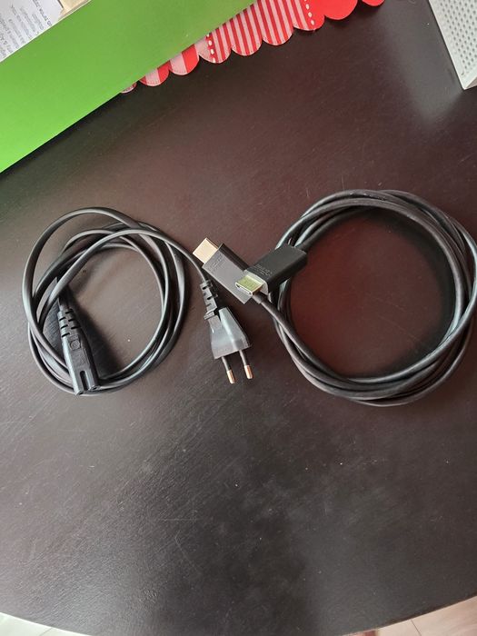 Продавам Xbox Series S - отлично състояние!