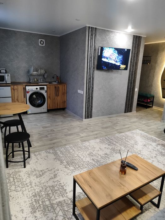 1ая. Центр. Площадь.