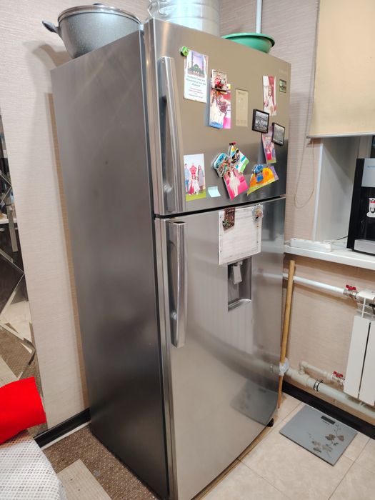 Срочно Продам холодильник, Самсунг.