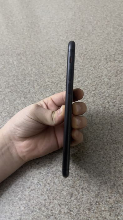 Продам или обмен айфон 7.