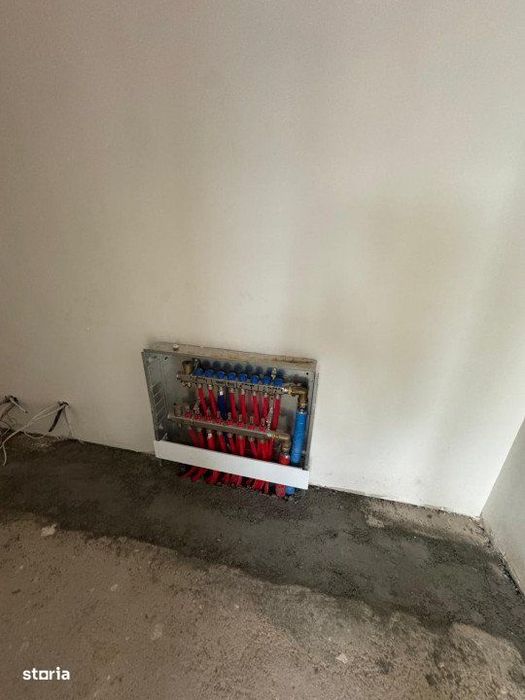 Apartament 3 camere, etaj 1, bloc nou, Radauti