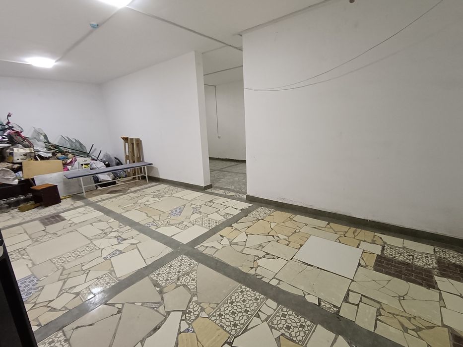 Тадбиркорлик ёки ишлаб чикариш учун йул буйидан 5 хонали уй