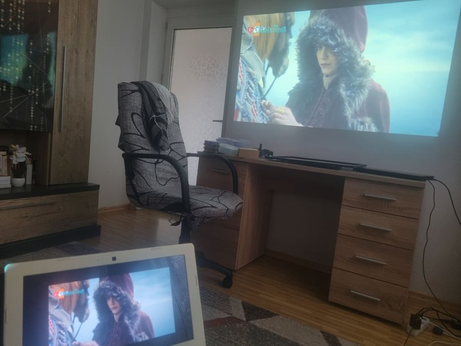 2800 Lumeni Optoma s526 videoproiector