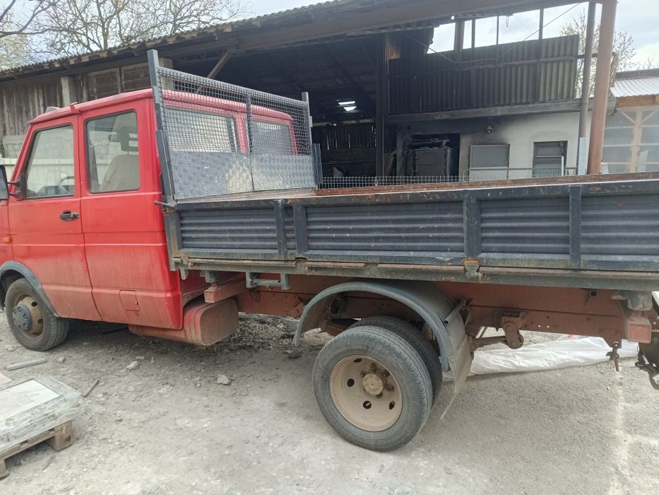 Vind Iveco dely basculabil