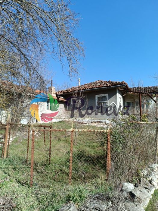 Продава се Къща в с. Ботево, Област Варна - 120 кв.м за 107 €/кв.м - Снимка #1