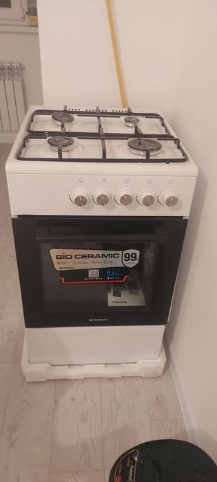 Газ плита новый..