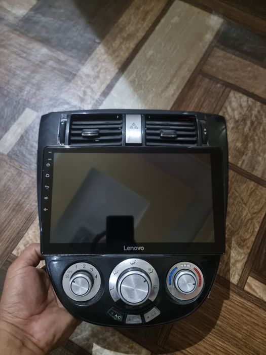 Lenova manitor 32 gb