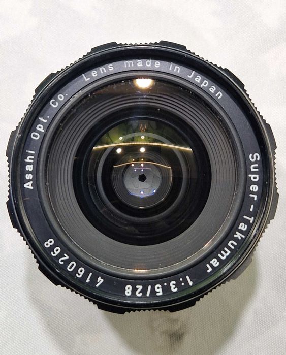 Asahi Pentax Super Takumar 28mm f3.5 - M42