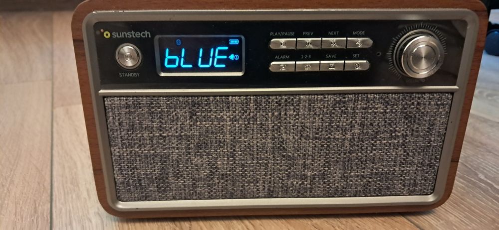 Radio cu ceas Sunstech, bluetooth, usb, card, auxiliar