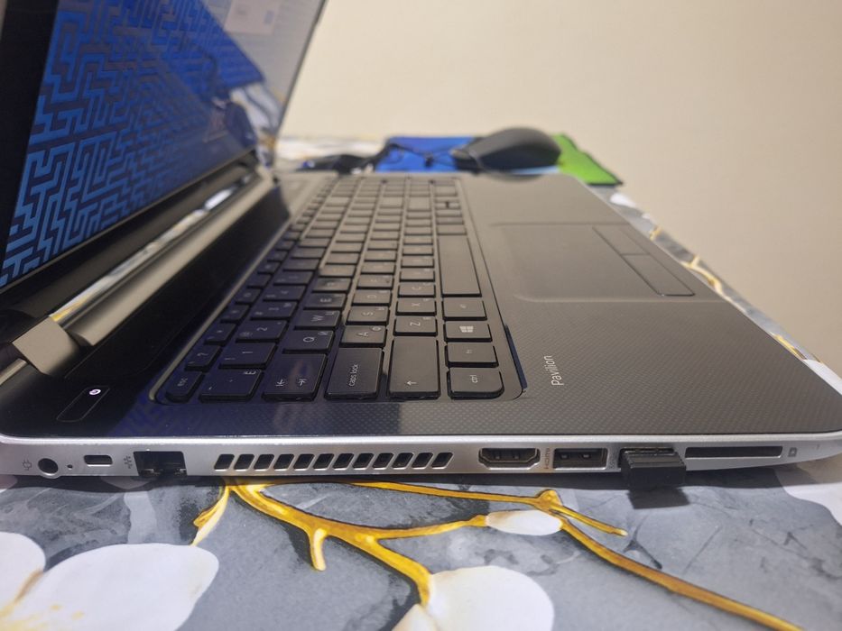 HP Pavilion 15 Notebook PC

Texnik xususiyatlari:

Model: H