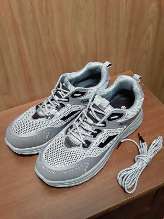 Продам спецкроссовки