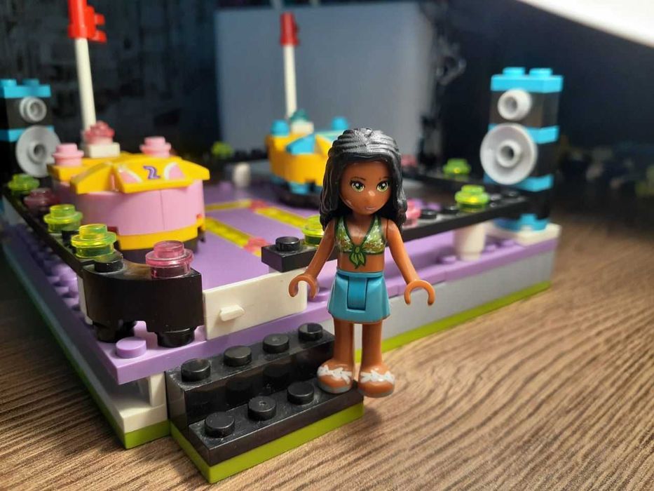 Игровой набор LEGO Friends «Автодром»