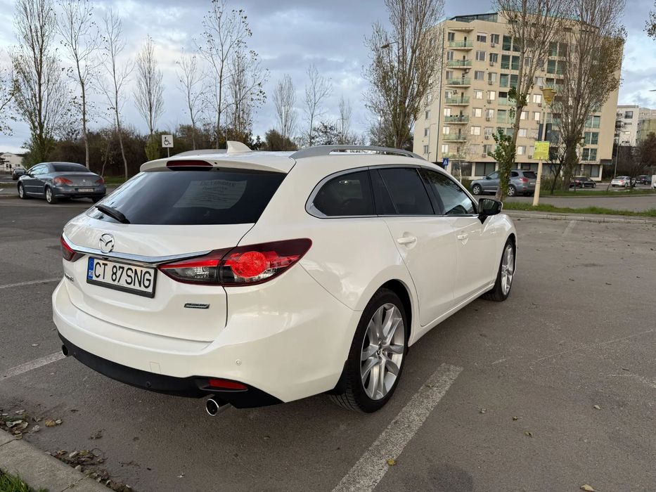 Mazda 6 Mazda 6 Skyactiv-D 175CP 2.2 Diesel Revolution