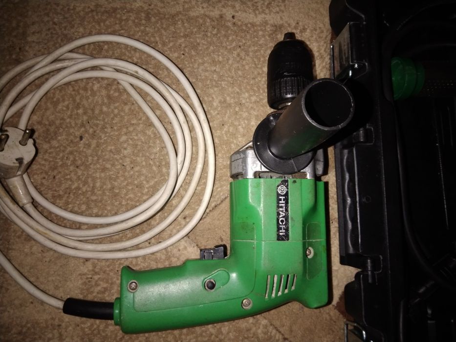 Ciocan rotopercutor și mașină de găurit