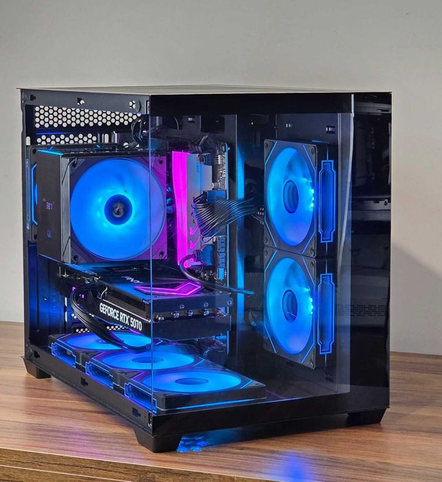 Геймърски компютър - Нов ( Ryzen 7 7700 | RТX 5070 | DDR5 RAM | SSD NVMe )