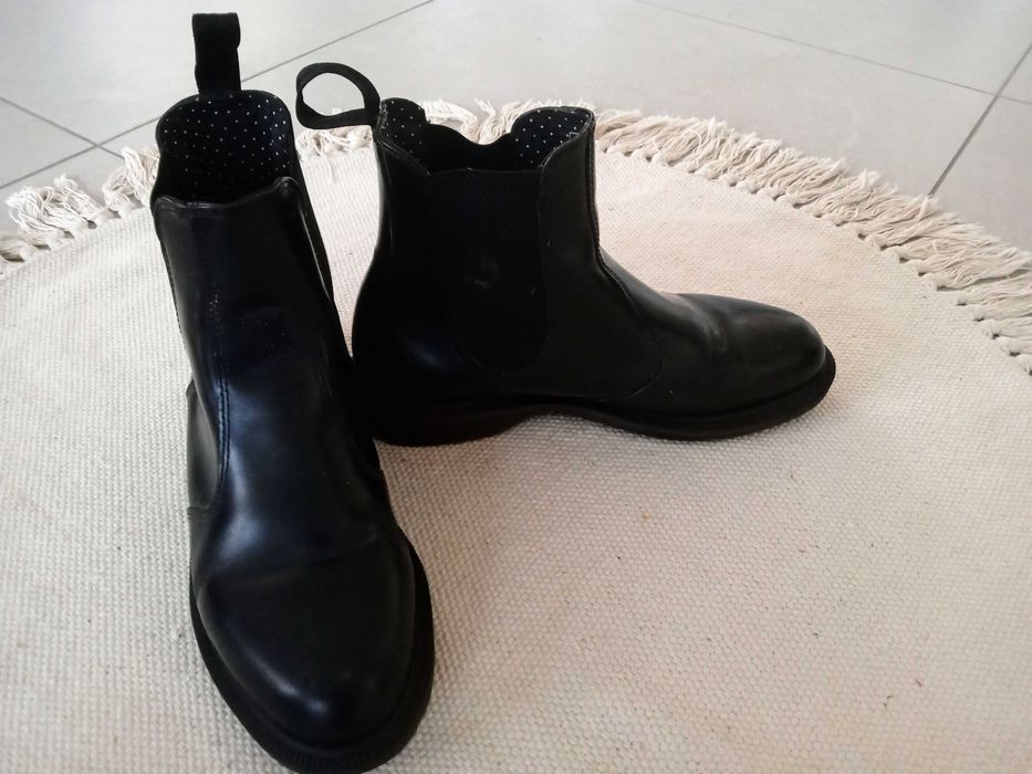 Dr Martens 39 flora черни боти обувки ботуши Челси