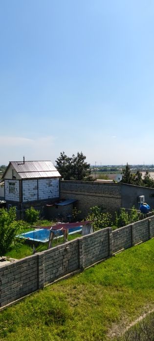 Участок с 2-х этажным домом