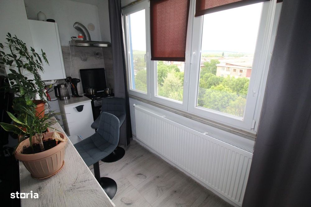 Vând garsonieră în Hunedoara, zona Micro3-Profi, etaj 6 — fotografia 2