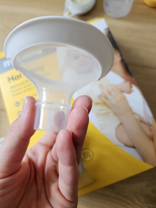 Ръчна помпа за кърма Medela Harmony