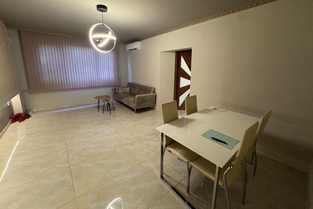 Дава се под наем Двустаен апартамент в София, Света Троица - 58 кв.м за 587 € - Снимка #1