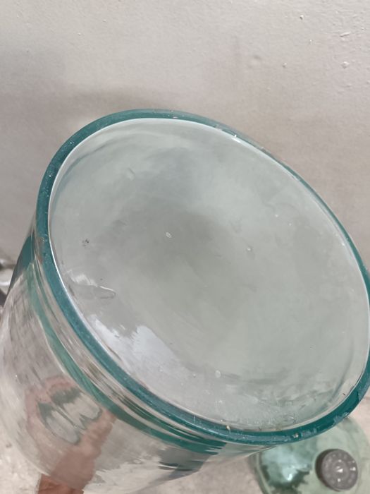 Продам бутыль 20 л