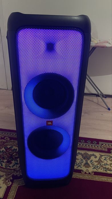 Продаю колонка JBL partybox 1000